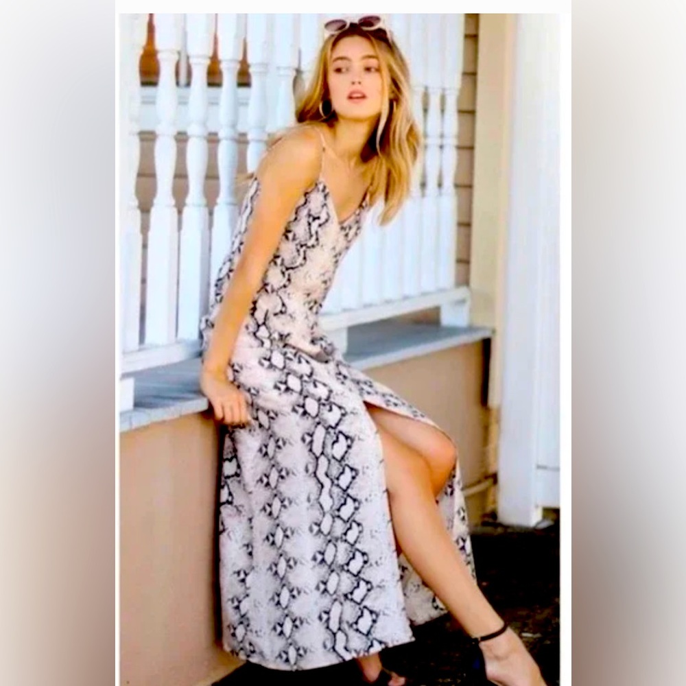 L'AGENCE Pink Snake Silk Romee Dress. Size 2